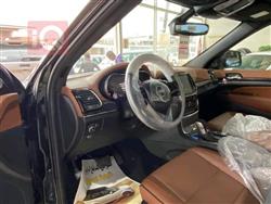 جیپ گراند شیرۆکی